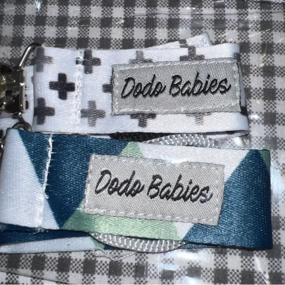 Dodo Babies 👶 Pacifier Clips Brand New 🆕. 2 Pack Pacifer Clips Dishwasher Safe